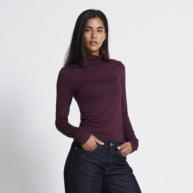 Soft funnel neck top "Eline" Plum
